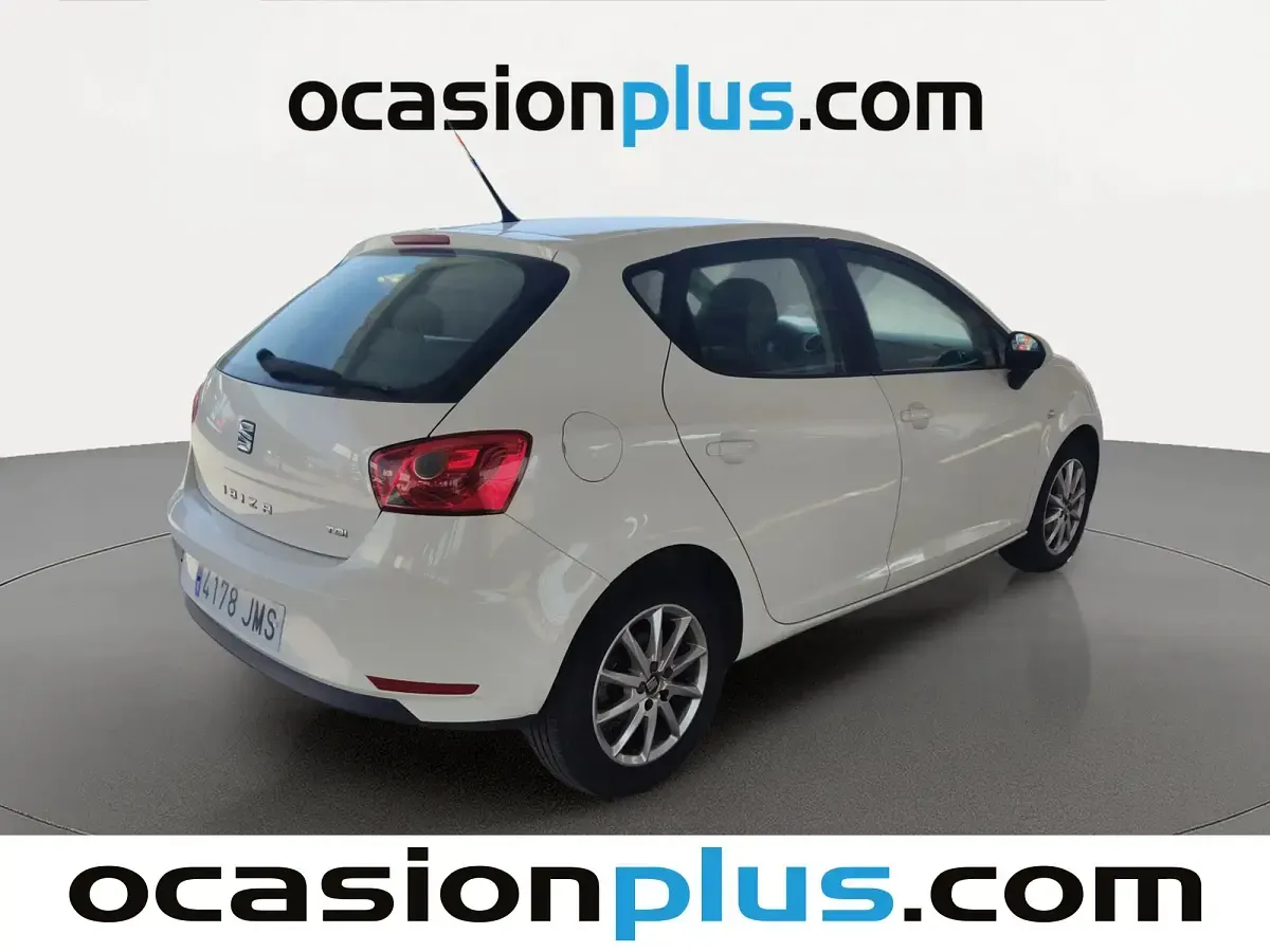 Usado Seat Ibiza Style 105 CV (77 kW) 2016 Blanco Utilitario