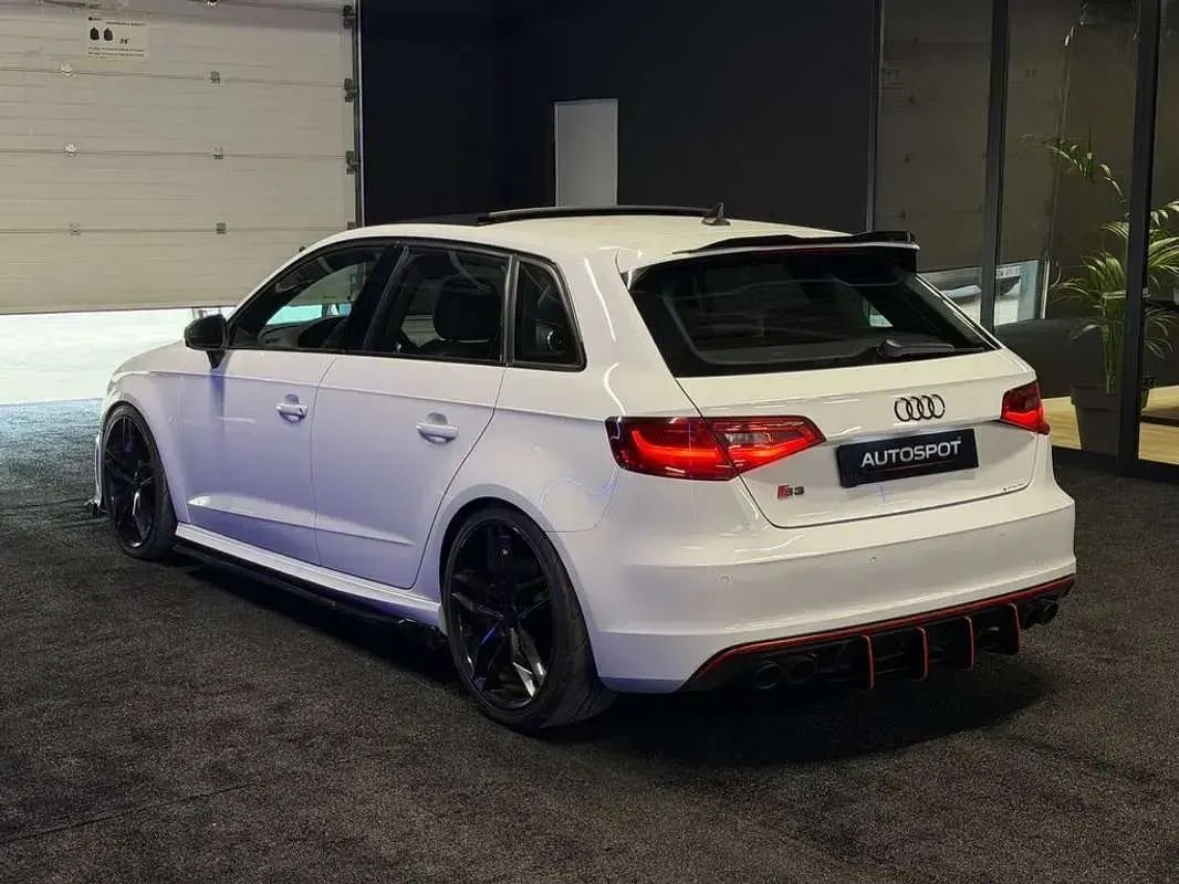 Usado Audi S3 Sportback Exclusive 300 CV (220 kW) 2015 Blanco Utilitario