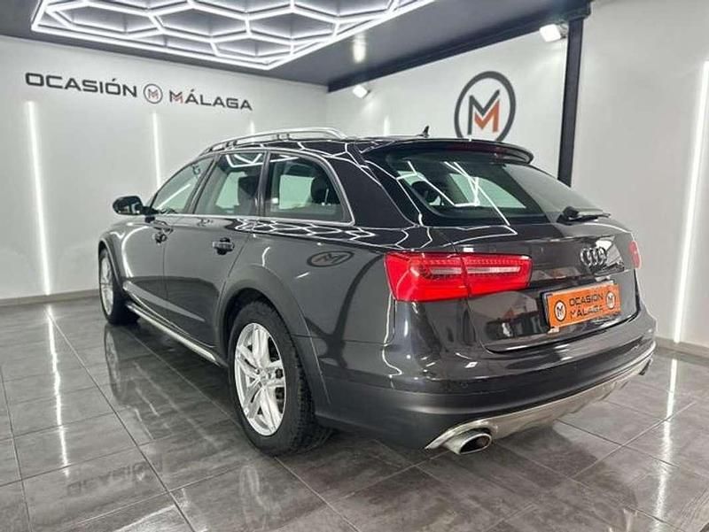 Käytetty Audi A6 S-Line 313 HP (230 kW) 2012 Sininen Farmari