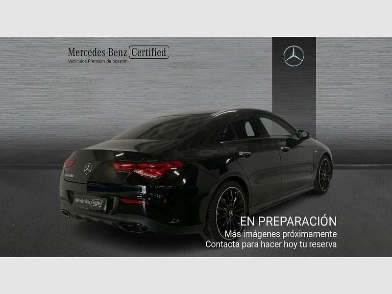 Usado Mercedes CLA180 136 CV (100 kW) 2022 Blanco Berlina