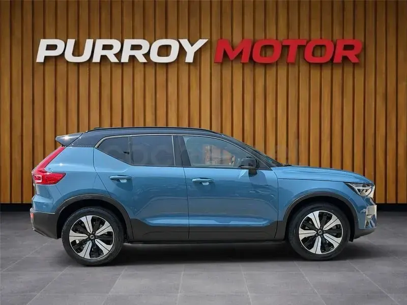 Usado Volvo XC40 Ultimate 169 kW (231 CV) 2022 Eléctrico SUV