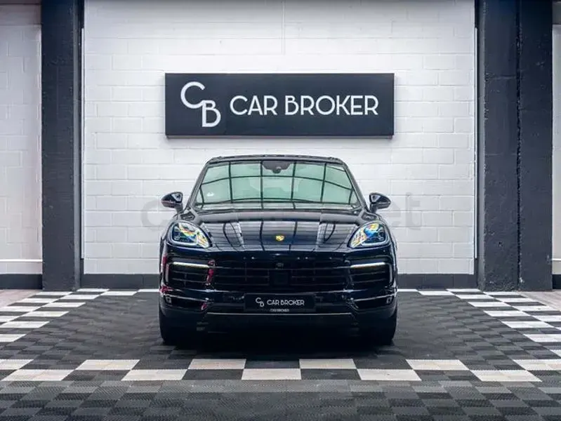Usado Porsche Cayenne 462 CV (339 kW) 2018 Negro SUV