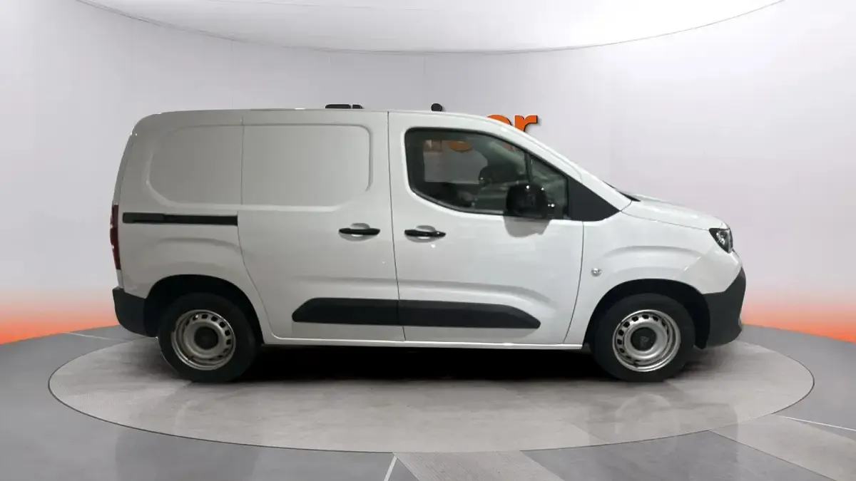 Usado Peugeot Partner 102 CV (75 kW) 2025 Blanco Monovolumen