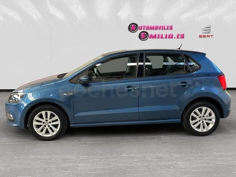 Usado VW Polo Edition 75 CV (55 kW) 2015 Azul Berlina