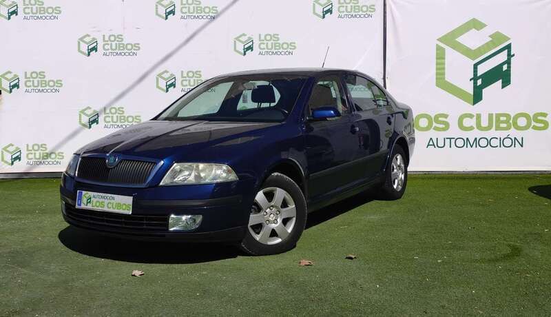 Azul Usado 2005 Skoda Octavia Elegance Utilitario | 4999 € (Precio justo) - Imagen 1/4