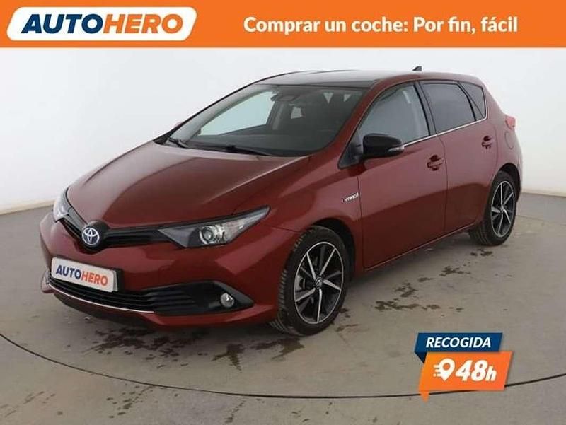 Usado Toyota Auris Hybrid Edition 136 CV (100 kW) 2018 Rojo Utilitario