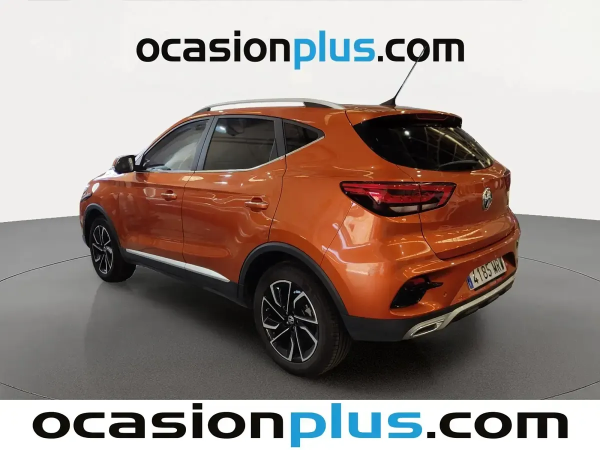Usado MG ZS Luxury 111 CV (81 kW) 2024 Naranja SUV