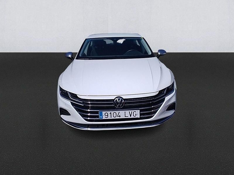 Usado VW Arteon Elegance 150 CV (110 kW) 2021 Blanco Berlina