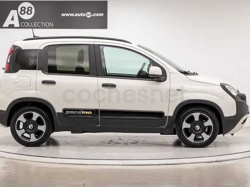 Usado Fiat Panda Cross Cross 65 CV (47 kW) 2025 Blanco Utilitario