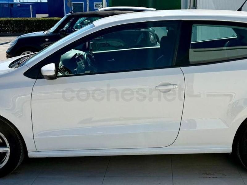 Usado VW Polo Advance 90 CV (66 kW) 2013 Blanco Utilitario