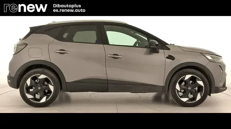 Usado Renault Captur Techno 100 CV (73 kW) 2025 Gris SUV