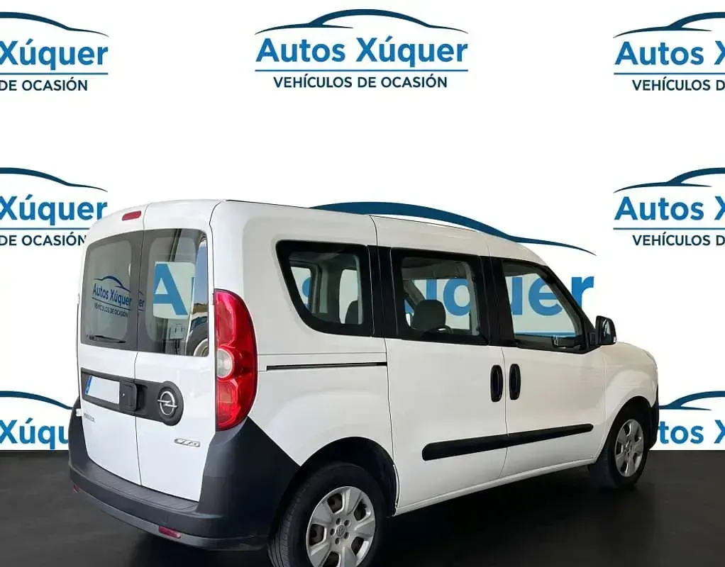 Usado Opel Combo Selective 90 CV (66 kW) 2014 Blanco Monovolumen