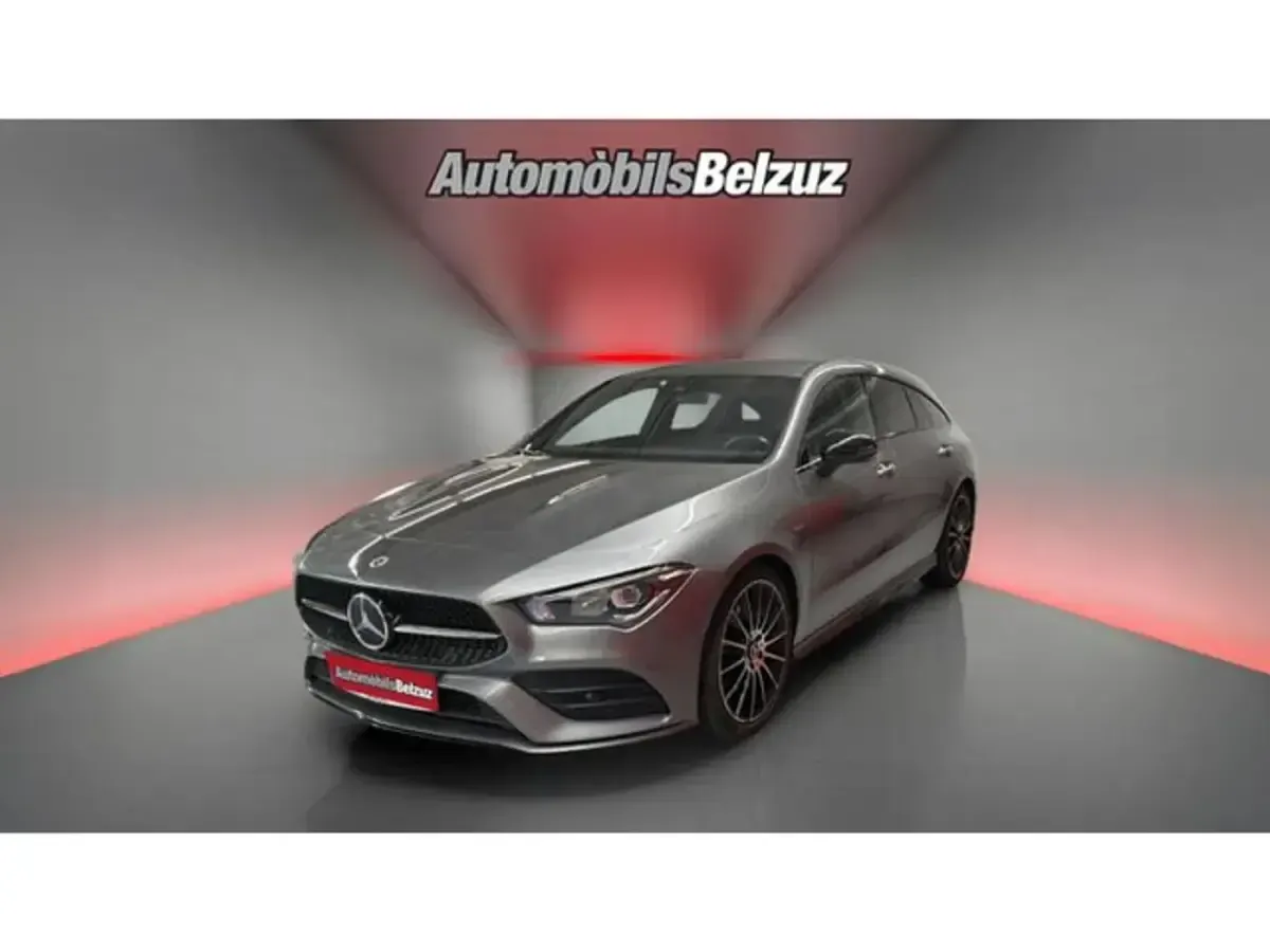 Usado Mercedes CLA200 150 CV (110 kW) 2022