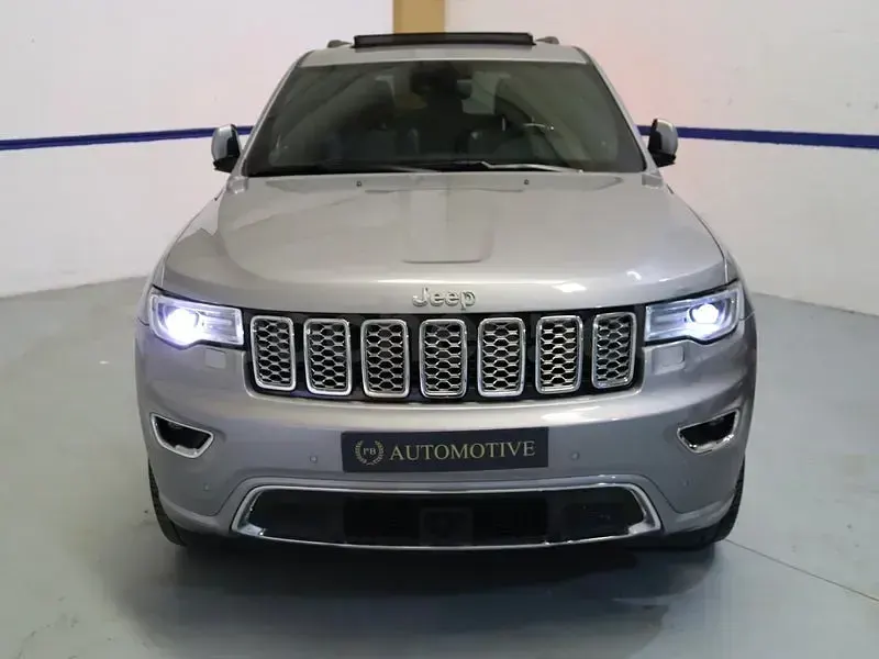Używany Jeep Grand Cherokee Overland 250 KM (183 kW) 2020 Szary SUV