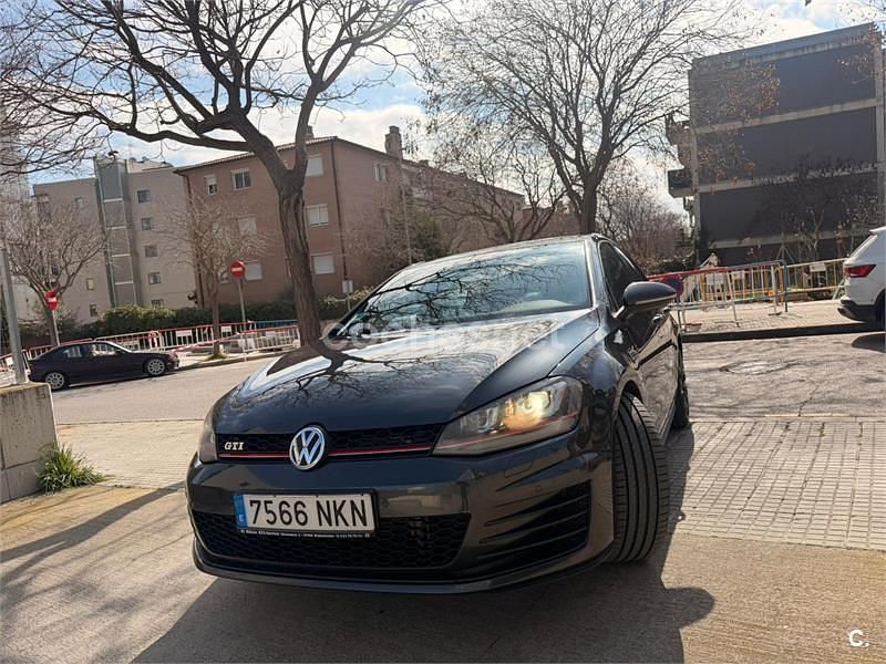Usado VW Golf VII GTI 230 CV (169 kW) 2014 Negro Berlina