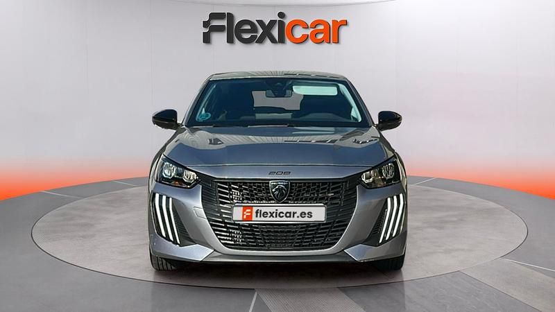 Usado Peugeot 208 Allure 102 CV (75 kW) 2024 Gris Utilitario