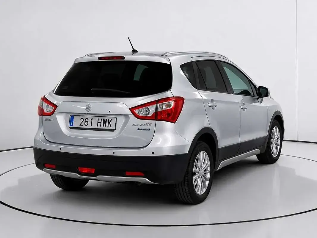 Usado Suzuki SX4 S-Cross GLX 120 CV (88 kW) 2014 Gris SUV