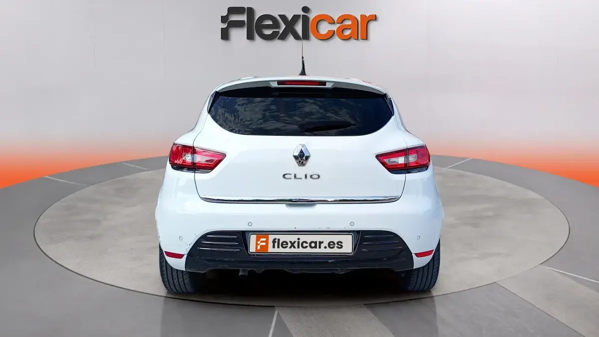 Usado Renault Clio IV LIMITED 90 CV (66 kW) 2019 Blanco Berlina