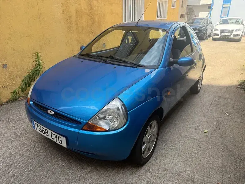 Usado Ford Ka Collection 70 CV (51 kW) 2004 Azul Utilitario
