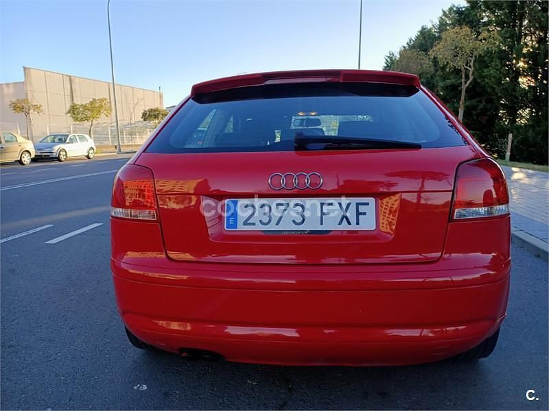 Usado Audi A3 Ambition 170 CV (125 kW) 2008 Rojo Utilitario