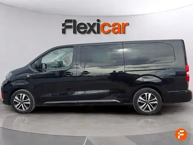 Usado Peugeot Traveller Business-Line 180 CV (132 kW) 2024 Negro Monovolumen