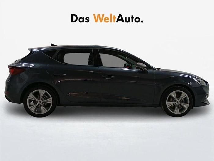 Usado Seat Leon FR 116 CV (85 kW) 2025 Gris