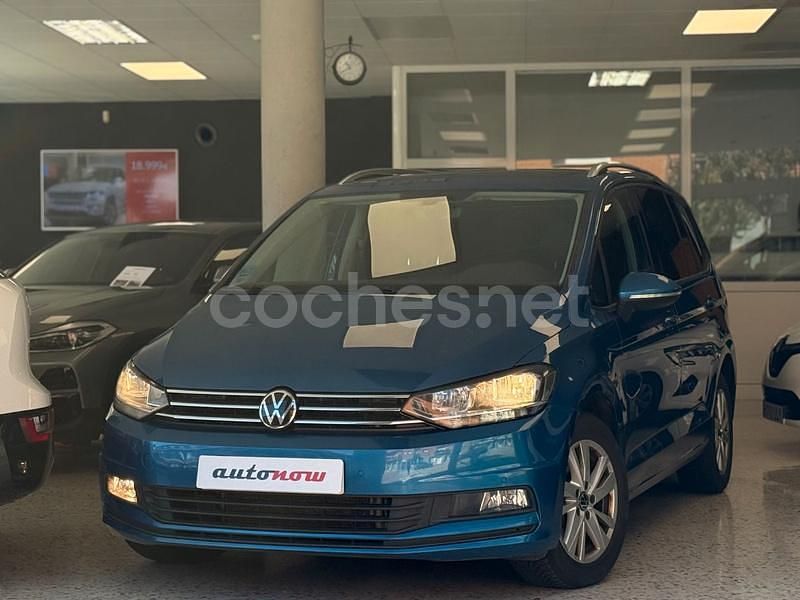 Azul Usado 2021 VW Touran Advance Monovolumen | 18.400 € (Buen precio) - Imagen 1/4