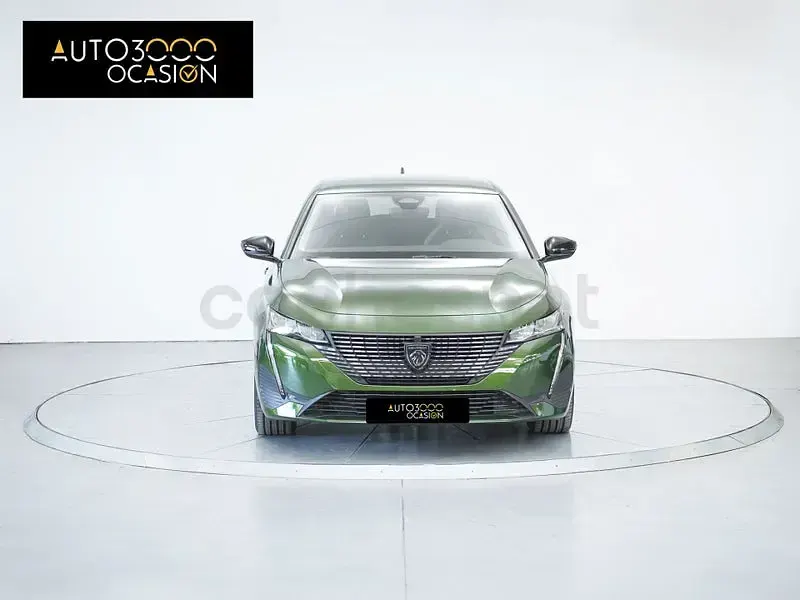 Usado Peugeot 308 Allure 130 CV (95 kW) 2023 Verde Berlina