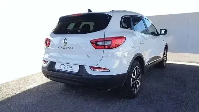 Usado Renault Kadjar LIMITED 115 CV (84 kW) 2022 Blanco SUV