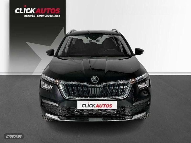 Usado Skoda Kamiq Ambition 110 CV (80 kW) 2023 Negro SUV