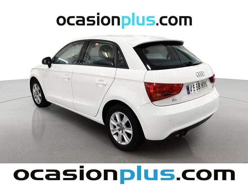 Usado Audi A1 Sportback Attraction 122 CV (89 kW) 2014 Blanco Utilitario