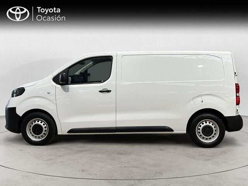 Usado Toyota Proace 120 CV (88 kW) 2024 Blanco Monovolumen