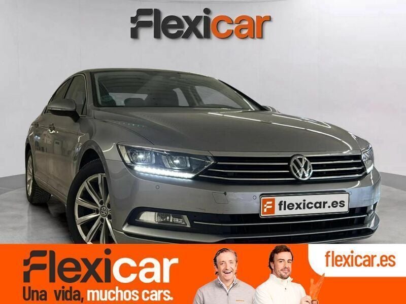 Gris Usado 2019 VW Passat Advance Berlina | 18.390 € (Precio justo) - Imagen 1/4