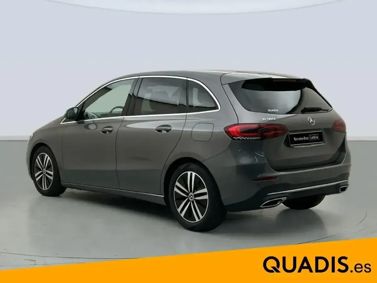 Occasion Mercedes B180 136 PK (100 kW) 2022 Grijs MPV