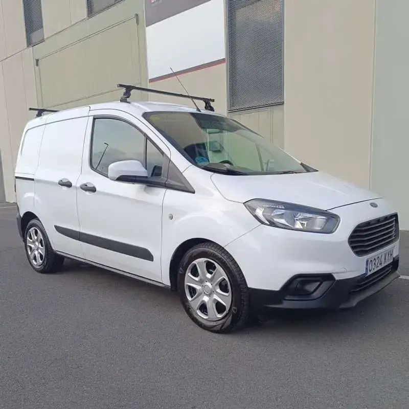 Usado Ford Transit Trend 102 CV (75 kW) 2019 Blanco Van