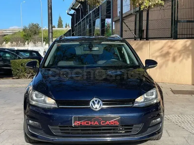 Usado VW Golf VII Sportline 110 CV (80 kW) 2016 Azul Familiar
