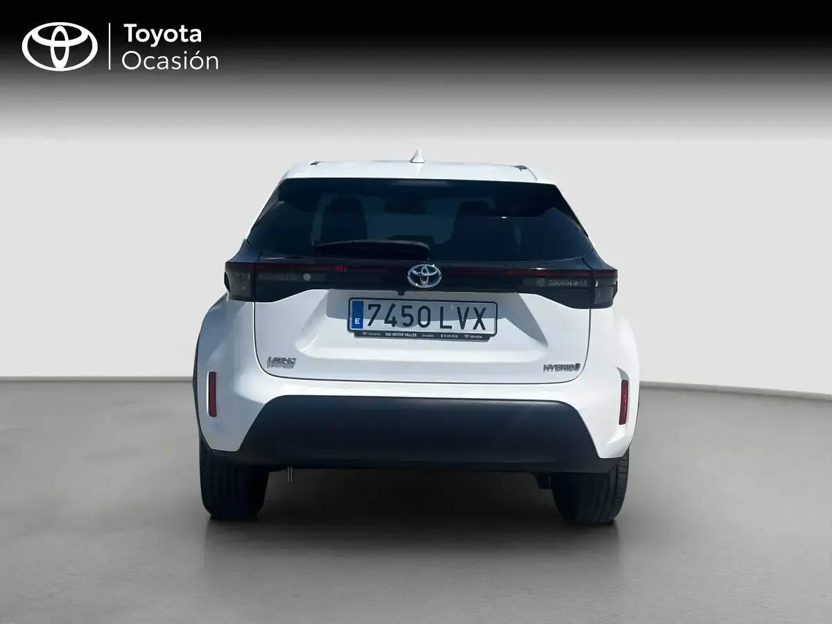 Usado Toyota Yaris Cross Style 116 CV (85 kW) 2022 Blanco SUV