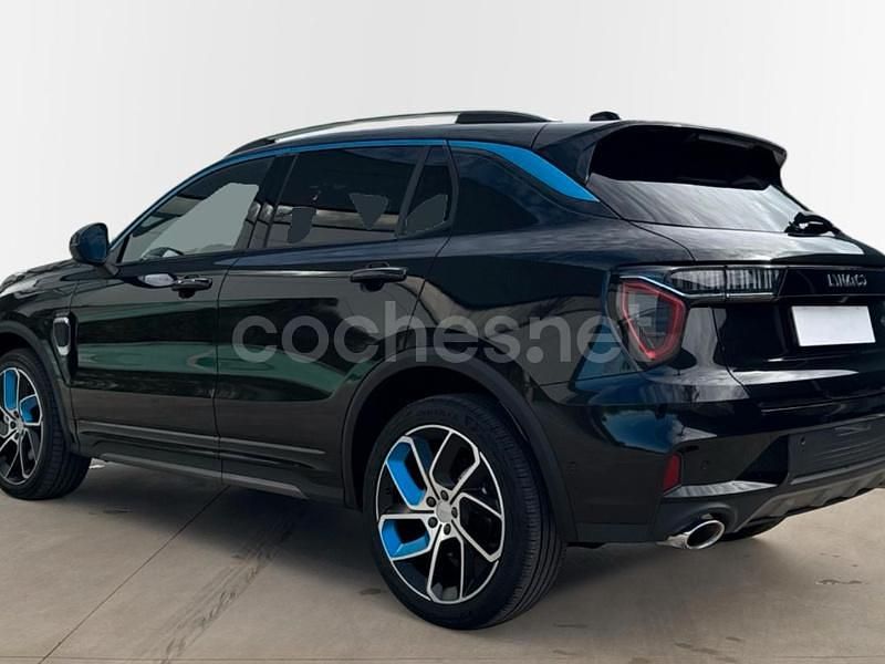 Usado Lynk & Co 01 261 CV (191 kW) 2023 Negro SUV