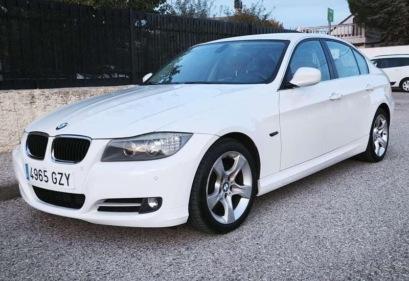 Blanco Usado 2010 BMW 320 Berlina | 9900 € (Caro) - Imagen 1/4