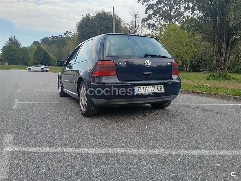 Usado VW Golf III Highline 110 CV (80 kW) 1999 Azul Berlina