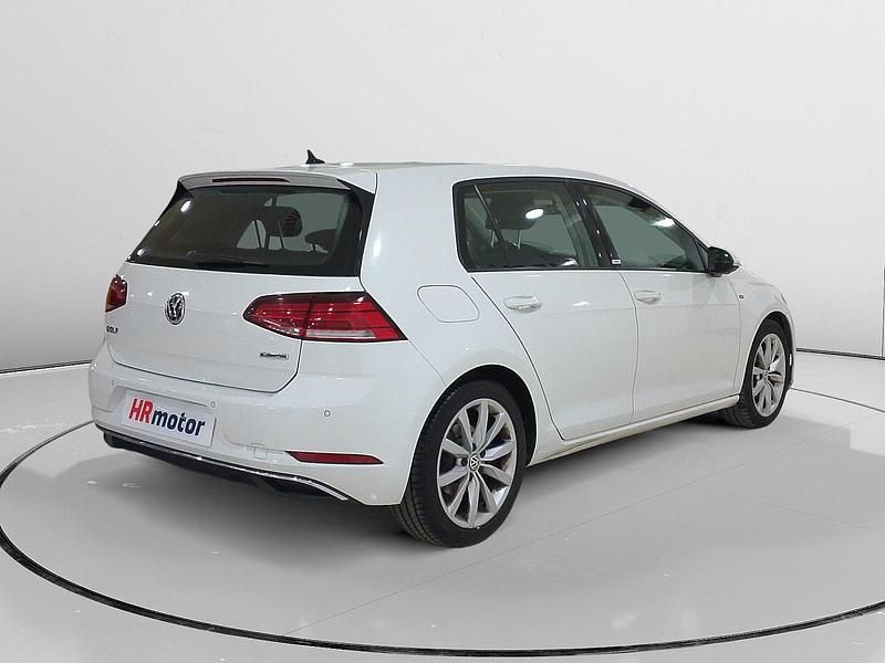 Usado VW Golf VII Advance 150 CV (110 kW) 2019 Blanco Utilitario