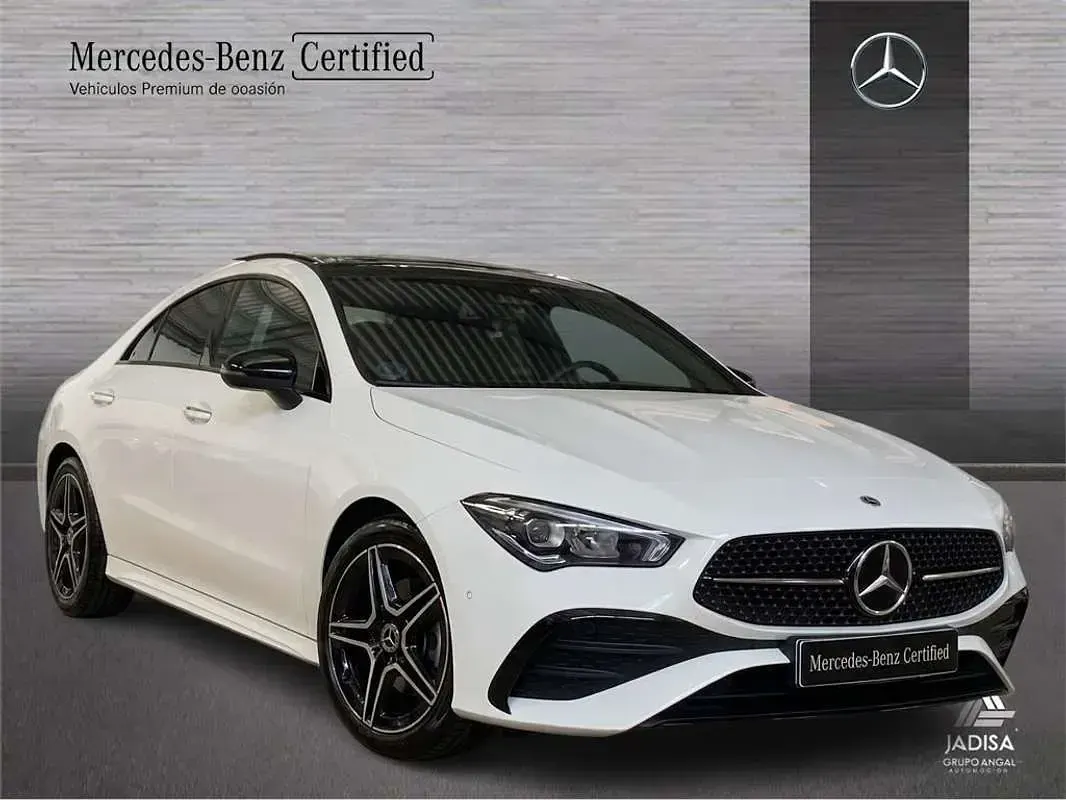 Usado Mercedes CLA200 163 CV (119 kW) 2024 Berlina