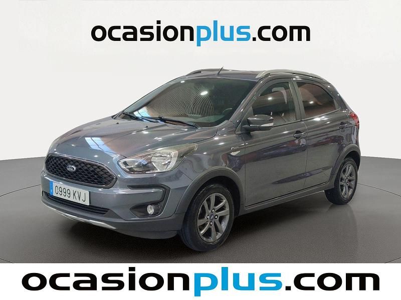 Usado Ford Ka Plus Active 85 CV (62 kW) 2019 Gris Utilitario
