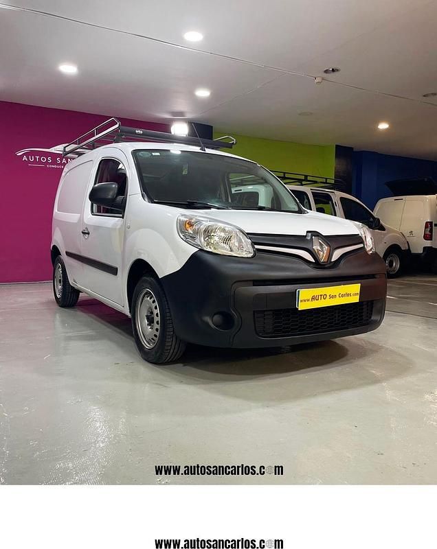 Usado Renault Kangoo 80 CV (58 kW) 2020 Blanco Monovolumen