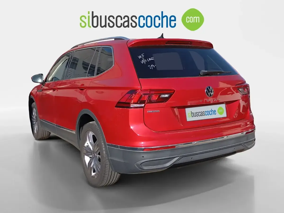 Usado VW Tiguan Allspace Advance 150 CV (110 kW) 2021 Rojo SUV