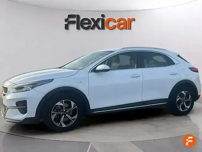 Usado Kia XCeed 120 CV (88 kW) 2022 Blanco SUV