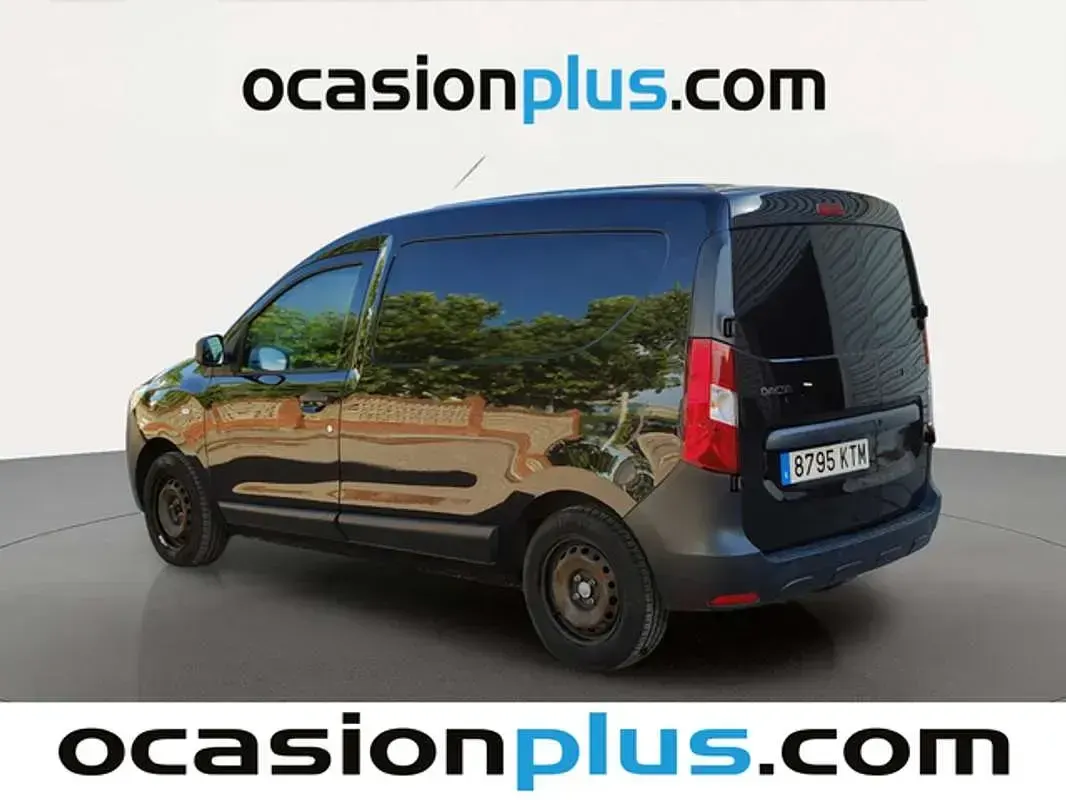 Usado Dacia Dokker Essentiel 102 CV (75 kW) 2019 Negro Monovolumen