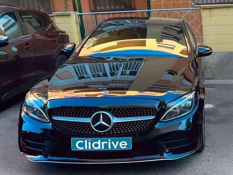 Usado Mercedes C220 170 HP (125 kW) 2014 Preto Sedan