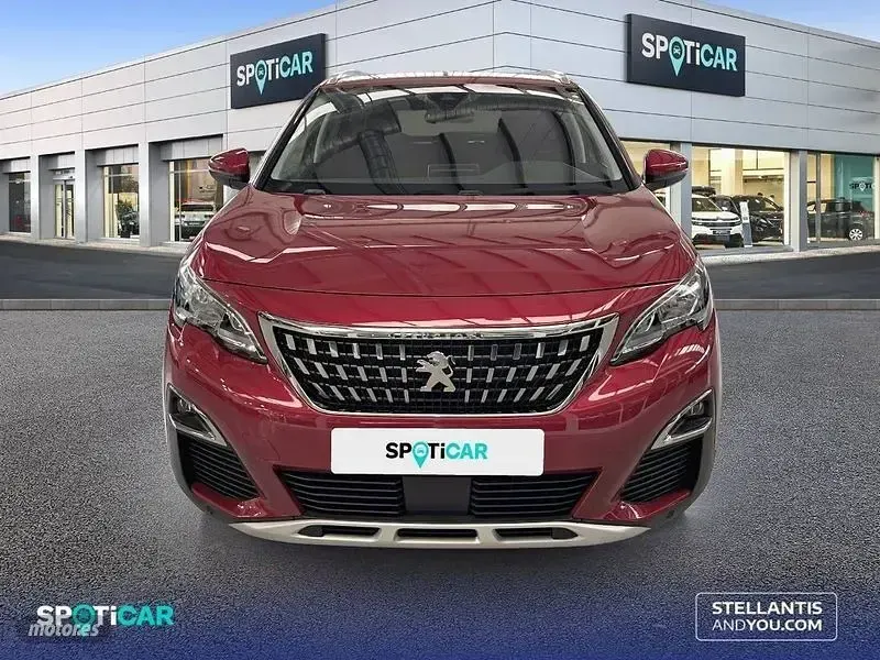 Usado Peugeot 3008 Allure 130 CV (95 kW) 2019 Rojo SUV