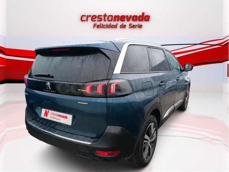 Usado Peugeot 5008 Allure 136 CV (100 kW) 2024 Azul SUV